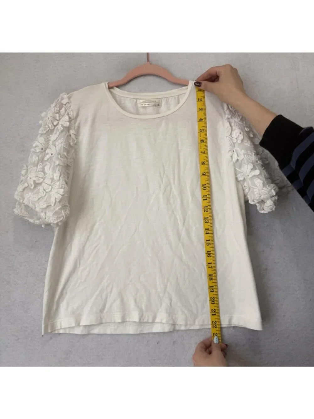 Anthropologie Shirt Womens 12 White Embroidered Sheer Puff Sleeve Jersey Top